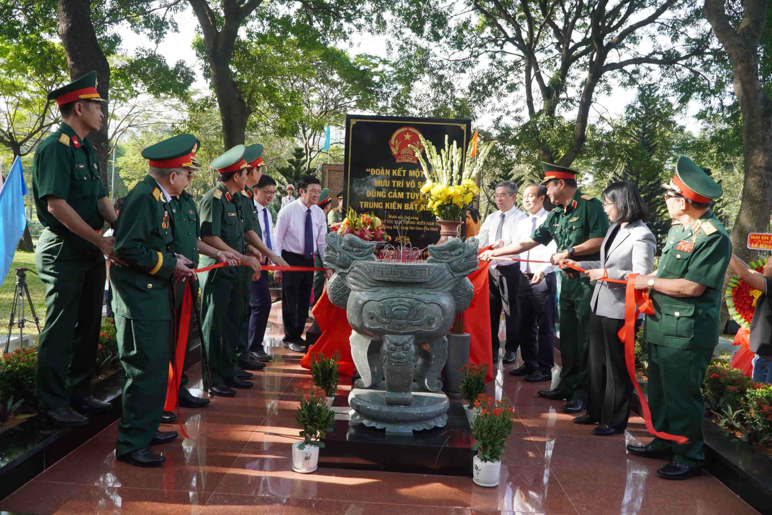Nam A Bank đồng hành xây dựng công trình bia tưởng niệm cán bộ, chiến sĩ biệt động Sài Gòn – Gia Định